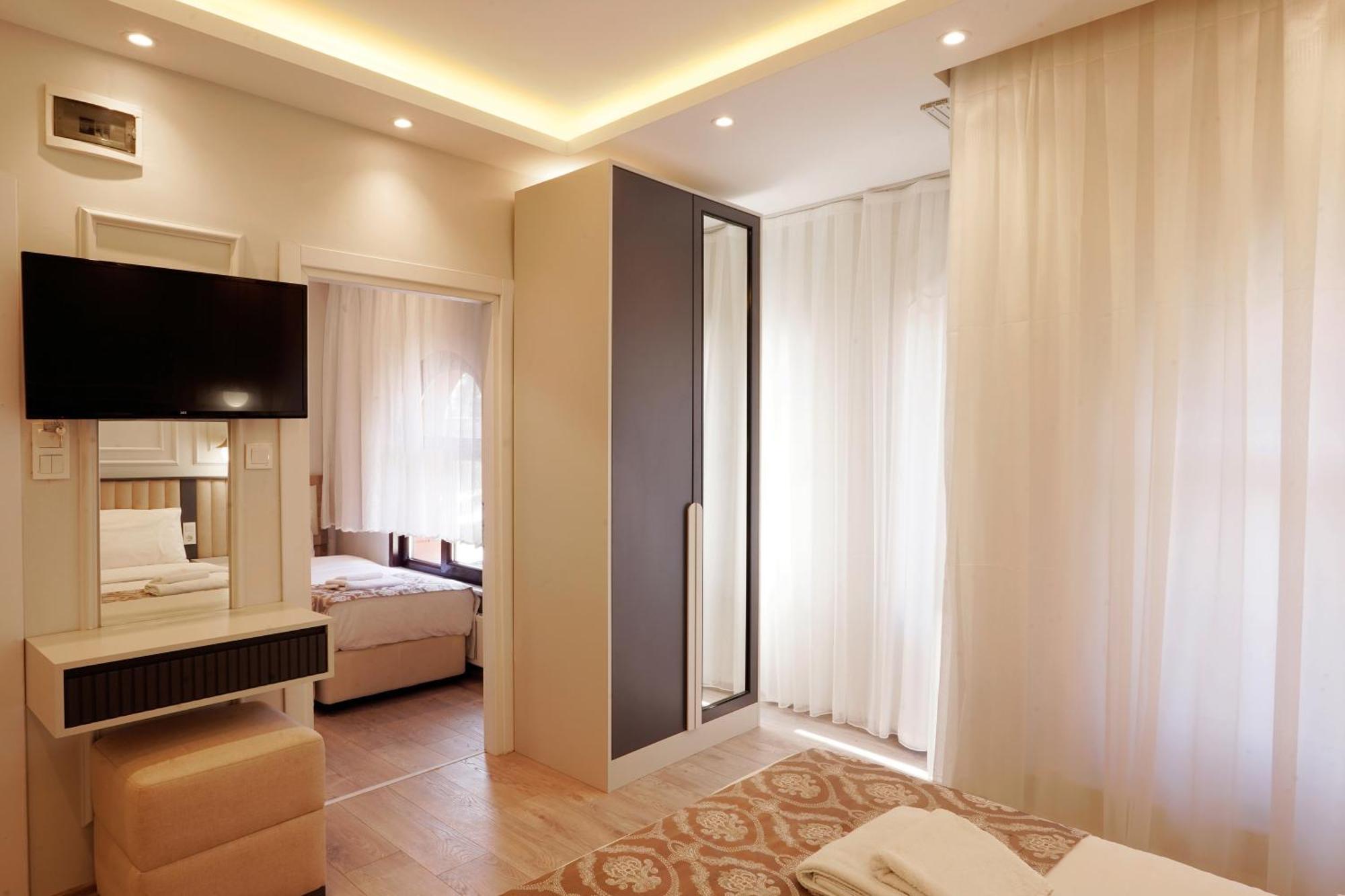 Ararat Hotel Istanbul Exterior photo