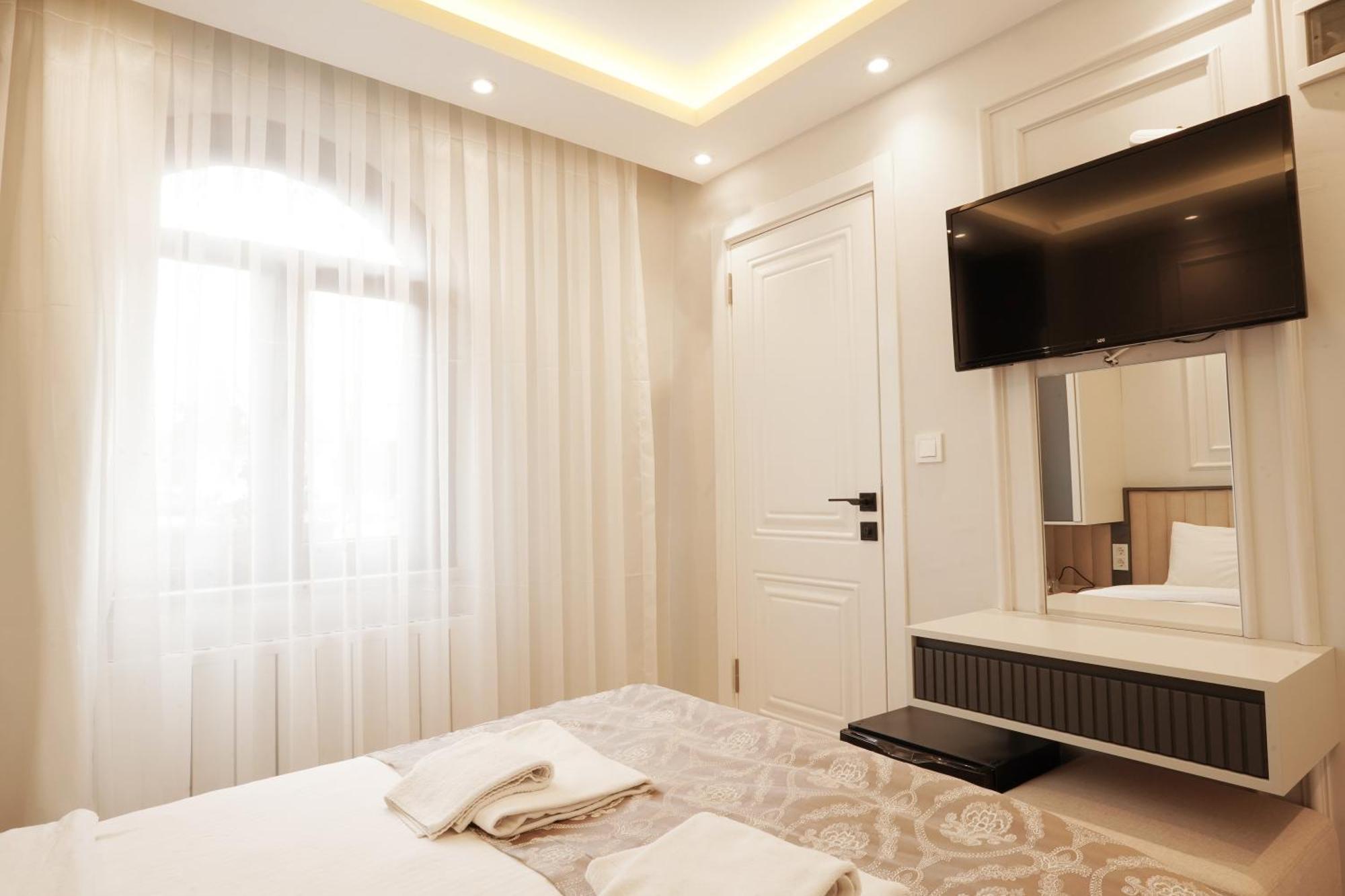 Ararat Hotel Istanbul Exterior photo